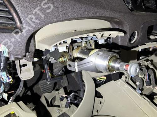 Used Steering column Steering column 20862561 20862561