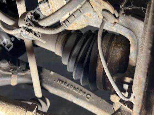 Right front steering knuckle PEUGEOT 607 (9D, 9U) 2.7 HDi 24V | BP20862637M26