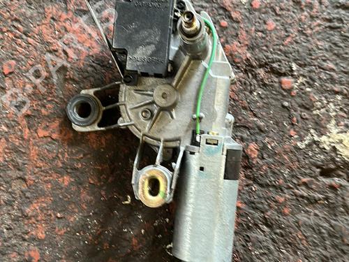 Used Rear wiper motor VW GOLF IV (1J1) 1.6 (100 hp) 20863187