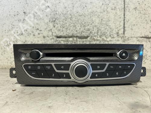 Used Radio Radio 38940763 38940763