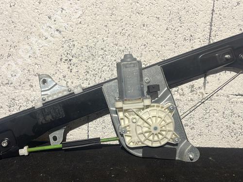 Vindusheismekanisme venstre bak CADILLAC BLS Wagon 1.9 D | BP29974039C24