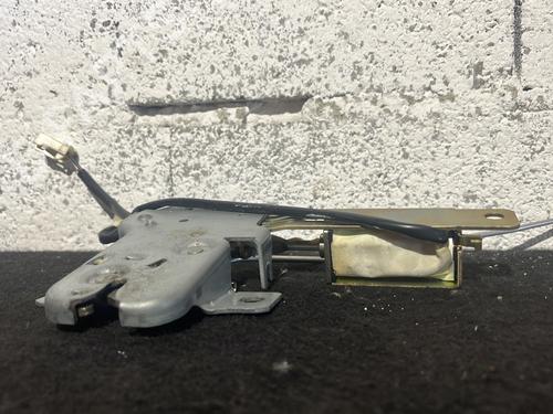 Used Tailgate lock Tailgate lock MAZDA MX-5 II (NB) 1.6 16V (NB6C) (110 hp) 27894208 27894208