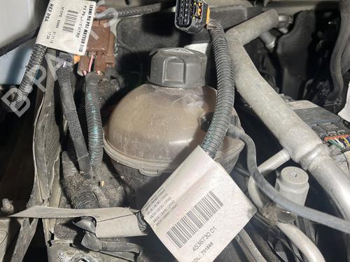 expansion-tank-peugeot-3008-ii-suv-mc_-mr_-mj_-m4_-2016-33301238 main image