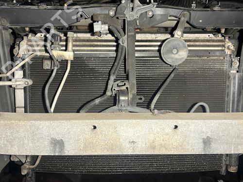 Used Water radiator TOYOTA COROLLA Verso (ZER_, ZZE12_, R1_) 2.2 D-4D (AUR10_, AUR10R) (177 hp) 32341527