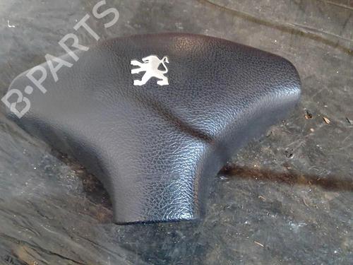 Used Driver airbag PEUGEOT 106 II (1A_, 1C_) 1.1 i (60 hp) 21858275