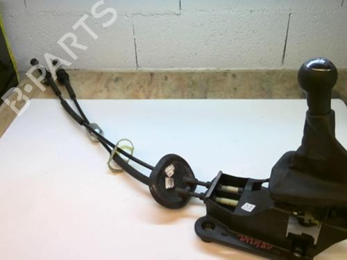 Used Gear lever CITROËN C3 II (SC_) 1.2 VTi 82 (82 hp) 21858523