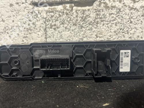 Left front window switch RENAULT MEGANE IV Hatchback (B9A/M/N_) 1.5 dCi 110 (B9A3) | BP29422535I27 