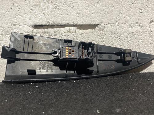 Used Right front window switch Right front window switch NISSAN NOTE (E11, NE11) 1.5 dCi (90 hp) 21865669 21865669
