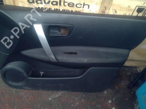 Høyre frontpanel NISSAN QASHQAI I (J10, NJ10) 1.5 dCi (103 hp) 30134641
