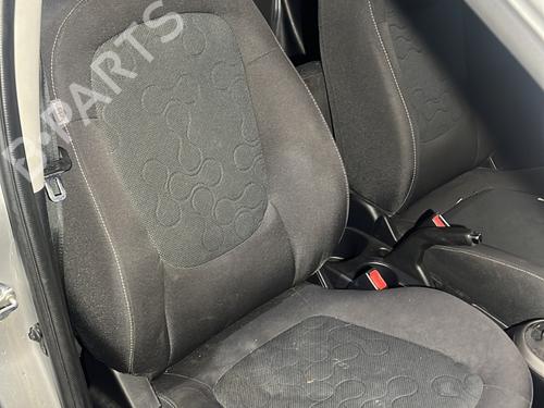 BP29918805C16 main image