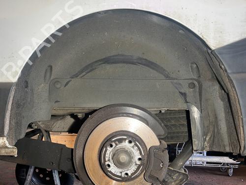 Used Wheel arch RENAULT TRAFIC III Van (FG_) 2.0 dCi 120 (FGMN) (120 hp) 27161631
