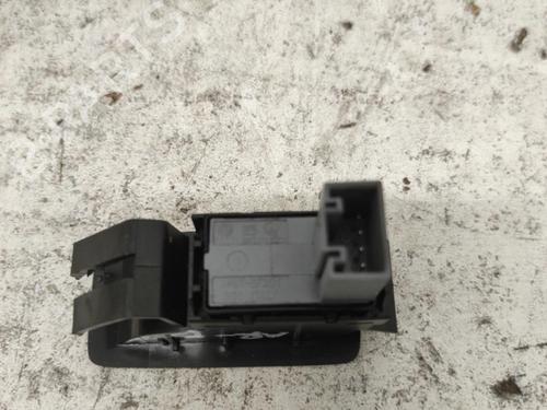 Used Right rear window switch Right rear window switch VW TOURAN (1T1, 1T2) 2.0 TDI 16V (140 hp) 21858975 21858975