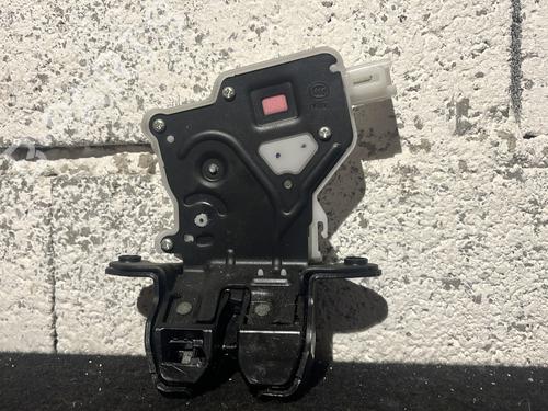 Bakluke lås RENAULT KADJAR (HA_, HL_) 1.6 dCi 130 (HLA4) (130 hp) 26962566