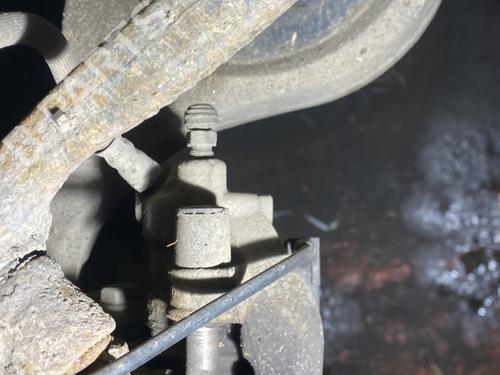 right-rear-brake-caliper-mercedes-benz-m-class-w164-2005-2006-2007-2008-2009-2010-2011-2012-24147162 main image