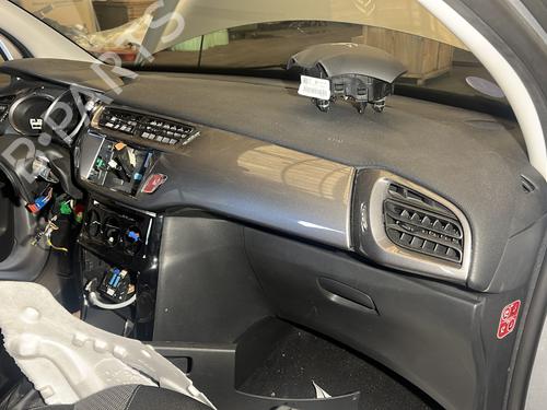 Used Dashboard CITROËN C3 II (SC_) 1.2 VTi 82 (82 hp) 29029276