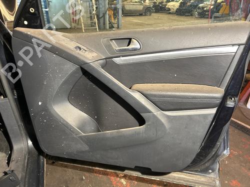 Used Front right panel Front right panel 39006449 39006449