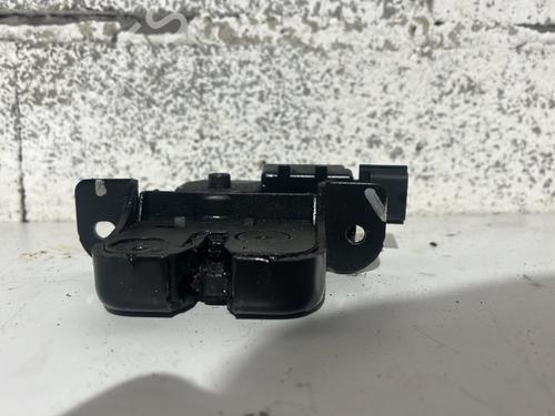 Used Tailgate lock Tailgate lock RENAULT SCÉNIC III (JZ0/1_) 1.5 dCi (110 hp) 31852219 31852219