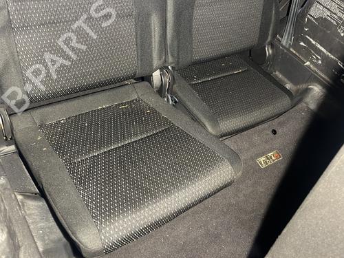 Used Rear seat Rear seat TOYOTA COROLLA Verso (ZER_, ZZE12_, R1_) 2.2 D-4D (AUR10_, AUR10R) (177 hp) 32341493 32341493
