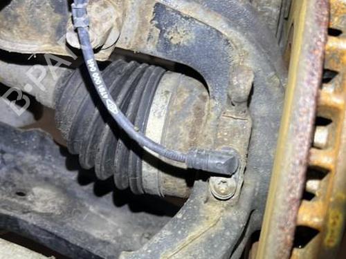 Used Right front steering knuckle Right front steering knuckle RENAULT GRAND SCÉNIC III (JZ0/1_) 1.9 dCi (JZ0J, JZ0N, JZ1K, JZ1S) (131 hp) 20869575 20869575