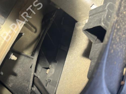 rear-bumper-reinforcement-peugeot-3008-ii-suv-mc_-mr_-mj_-m4_-2016-33301210 main image