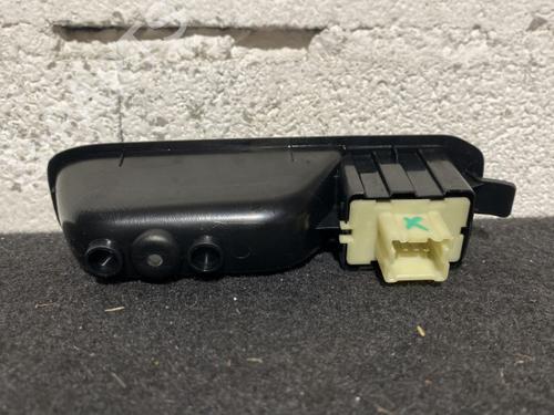 Used Right rear window switch Right rear window switch DACIA DUSTER (HM_) 1.5 dCi 115 (HMAD) (116 hp) 21865610 21865610