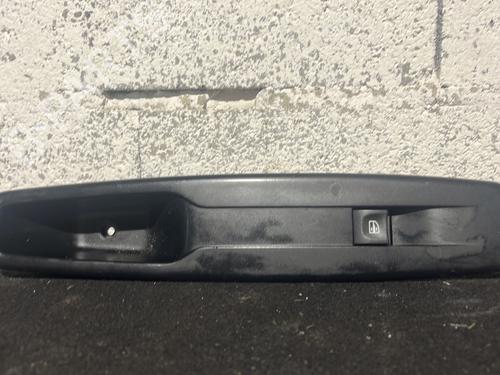 Used Right front window switch RENAULT GRAND SCÉNIC III (JZ0/1_) 1.5 dCi (JZ09, JZ0D, JZ10, JZ14, JZ1G, JZ29, JZ2C) (110 hp) 29373029