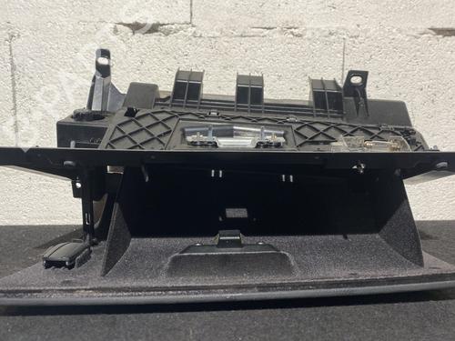 Used Glove box Glove box BMW 3 (E90) 320 i (150 hp) 20861398 20861398
