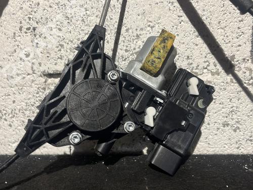 Front right window mechanism RENAULT KOLEOS I (HY_) 2.0 dCi 4x4 (HY0K) | BP28354605C23 