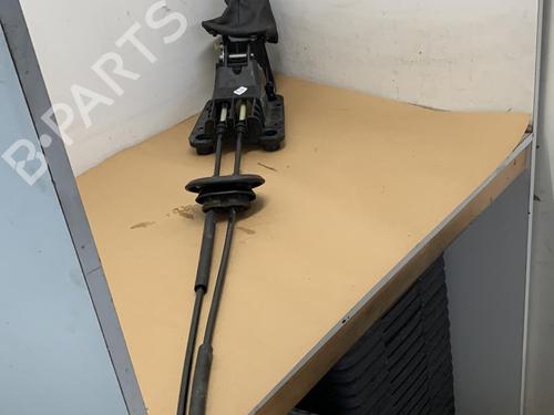Used Gear lever FORD KA (RU8) 1.2 (69 hp) 21862485