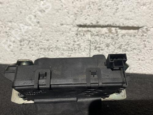 Used Tailgate lock Tailgate lock OPEL ZAFIRA / ZAFIRA FAMILY B (A05) 1.9 CDTI (M75) (150 hp) 22894409 22894409