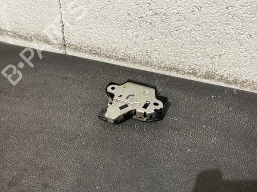 Used Tailgate lock TOYOTA AVENSIS Saloon (_T27_) 2.2 D-4D (ADT271_, ADT271R) (150 hp) 20865422