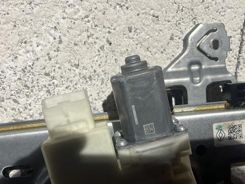 Front left window mechanism RENAULT KADJAR (HA_, HL_) 1.3 TCe 140 (HLNB, HLN1) | BP31267792C22