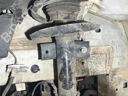 Used Left front shock absorber RENAULT MASTER III Van (FV) 2.3 dCi 100 FWD (FV0A, FV0B, FV0G, FV0K, FV0H) (101 hp) 28139287