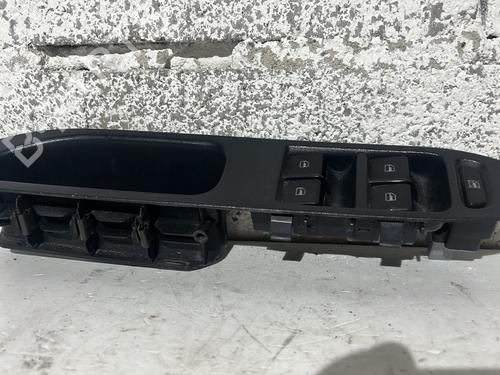 left-front-window-switch-seat-ibiza-iii-6l1-2002-2003-2004-2005-2006-2007-2008-2009-33178854 main image