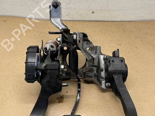 Used Pedal PEUGEOT 3008 I MPV (0U_) 1.6 HDi (109 hp) 21862780