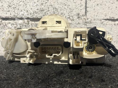 Climate control RENAULT MEGANE II (BM0/1_, CM0/1_) 1.5 dCi (BM02, BM13, BM2A, CM02, CM13) | BP30787525I5 