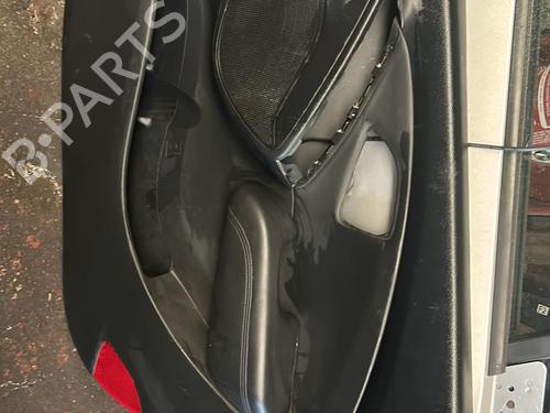 Høyre frontpanel HYUNDAI ix35 (LM, EL, ELH) 2.0 CRDi (136 hp) 25844223
