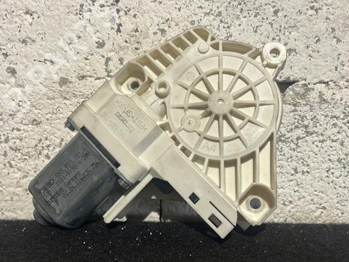 Used Right rear window motor Right rear window motor PORSCHE CAYENNE (92A) 4.8 Turbo (500 hp) 25867337 25867337