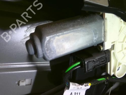 Rudehejsemekanisme venstre bagtil MERCEDES-BENZ E-CLASS (W211) E 270 CDI (211.016) | BP20864504C24