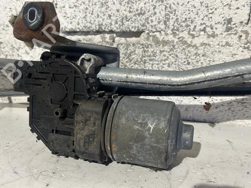Used Front wiper motor Front wiper motor AUDI A4 B7 (8EC) 3.0 TDI quattro (233 hp) 33119879 33119879