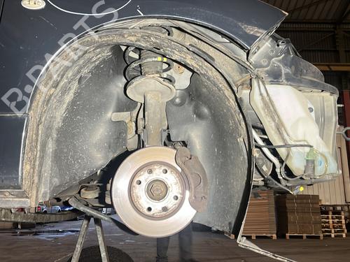 BP30105103C56 main image