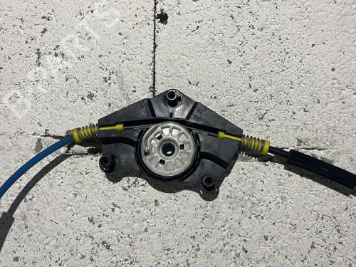 Used Front left window mechanism Front left window mechanism PEUGEOT 307 (3A/C) 1.6 HDi (90 hp) 33652230 33652230