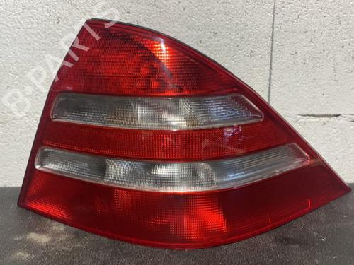 Used Right taillight MERCEDES-BENZ S-CLASS (W220) S 500 (220.075, 220.175, 220.875) (299 hp) 21865314