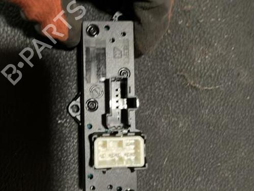 Used Warning switch Warning switch ALFA ROMEO 159 Sportwagon (939_) 2.0 JTDM (939BXP1B) (170 hp) 20873241 20873241