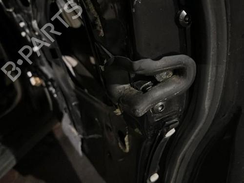 Høyre foran lås AUDI A4 B6 (8E2) 1.9 TDI (130 hp) 20866182