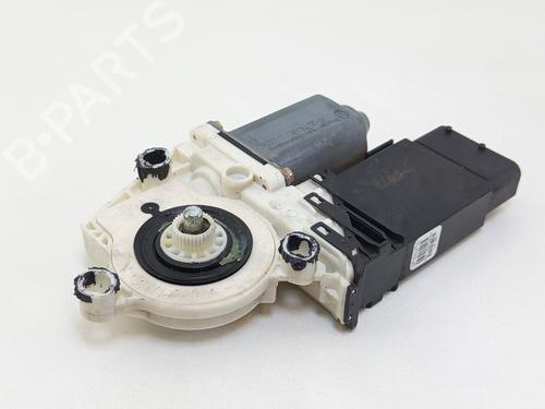Used Left front window motor Left front window motor VW GOLF IV (1J1) 1.9 TDI (101 hp) 21028714 21028714