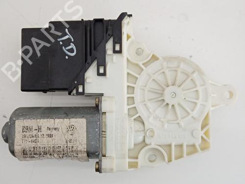 Used Right rear window motor Right rear window motor VW GOLF IV (1J1) 1.4 16V (75 hp) 21028830 21028830