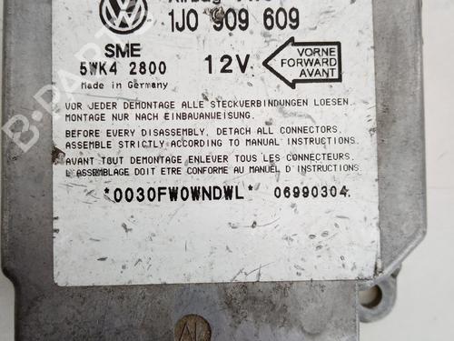 Used ECU airbags ECU airbags VW BORA I (1J2) [1998-2013] 21029491 21029491