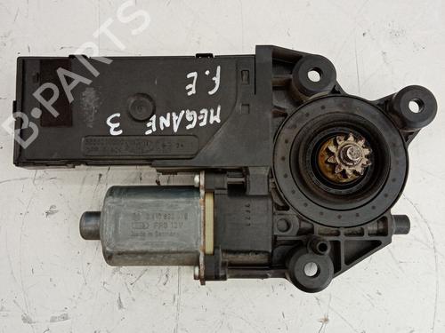 Used Left front window motor Left front window motor RENAULT MEGANE III Grandtour (KZ0/1) 1.2 TCe (KZ2B, KZ11) (116 hp) 21029709 21029709