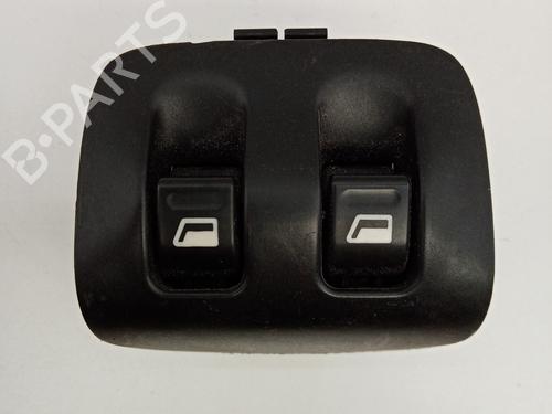 Used Left front window switch Left front window switch PEUGEOT 206 CC (2D) 1.6 16V (2DNFUF, 2DNFUR) (109 hp) 21031030 21031030